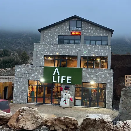 Davraz A Life B&B *